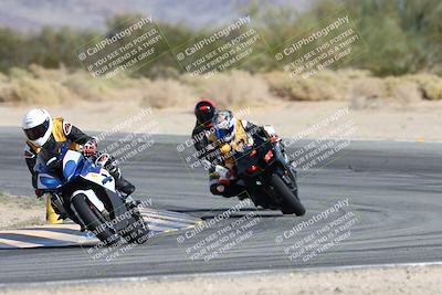 media/Nov-16-2025-Race Pace (Sun) [[8c5fa54630]]/Non Verified Riders (1st 20 Minutes)/2-Turn 10 (1010am)/